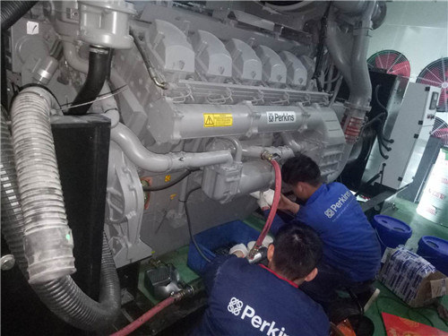 怎么選擇帕金斯柴油發(fā)電機(jī)維修報(bào)價常山