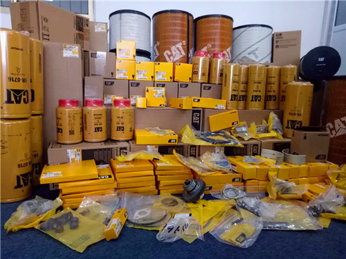 卡特彼勒3126公路用卡車發(fā)動(dòng)機(jī)大修套件原廠進(jìn)零配件