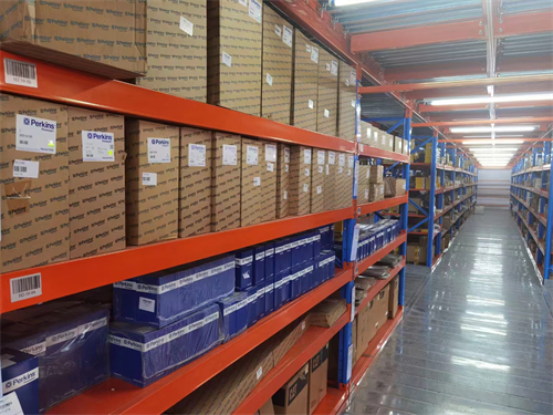 山地王珀維奇拖拉機珀金斯Perkins404D-22T柴油機銷售維修保養(yǎng)配件服務(wù)公司