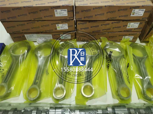 珀金斯發(fā)動機的默契搭檔：連桿與連桿蓋