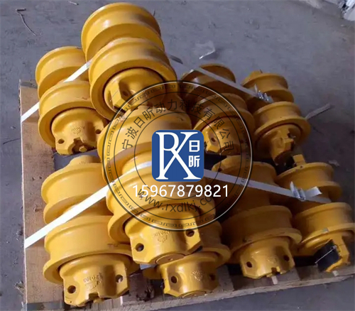 CAT D11推土機(jī)支重輪：245-9951與245-9952的深度剖析