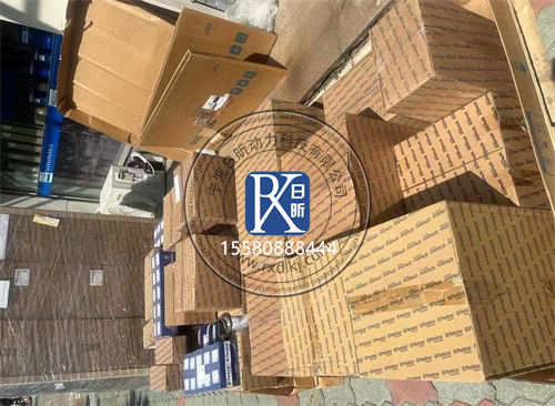 特雷克斯TLB820裝載機(jī)珀金斯發(fā)動(dòng)機(jī)，這些保養(yǎng)維修干貨你必須知道！