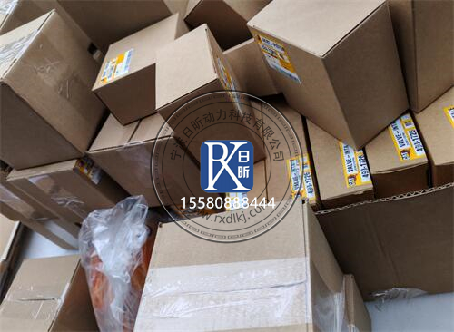 卡特彼勒CAT 平地機(jī)12K C7.1柴油發(fā)動(dòng)機(jī)：保養(yǎng)與配件秘籍